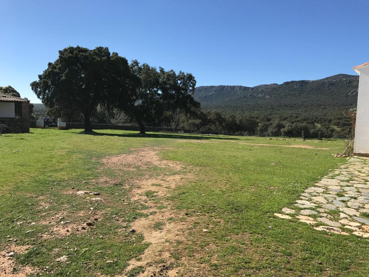 Casa Rural De La Finca Sierra Grande Hornachos المظهر الخارجي الصورة